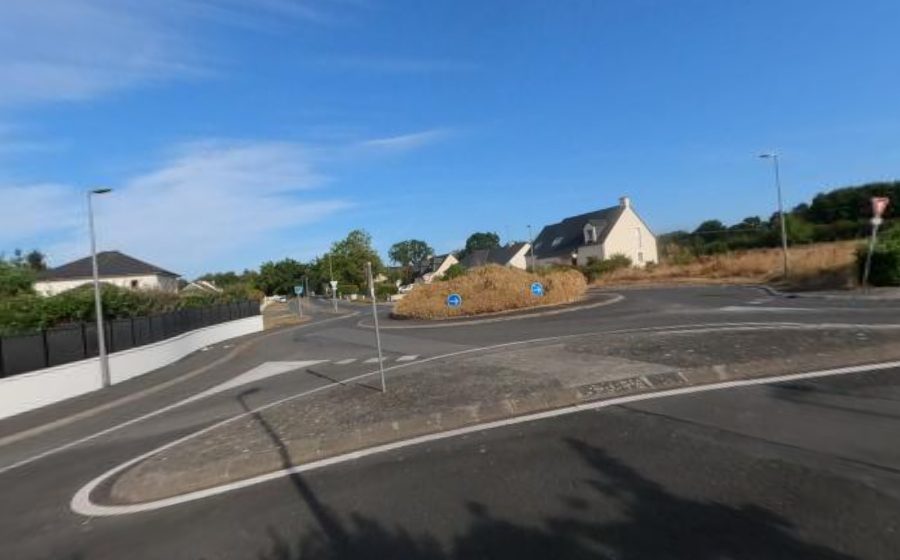 Vue du Rond-point anonyme n°214742410