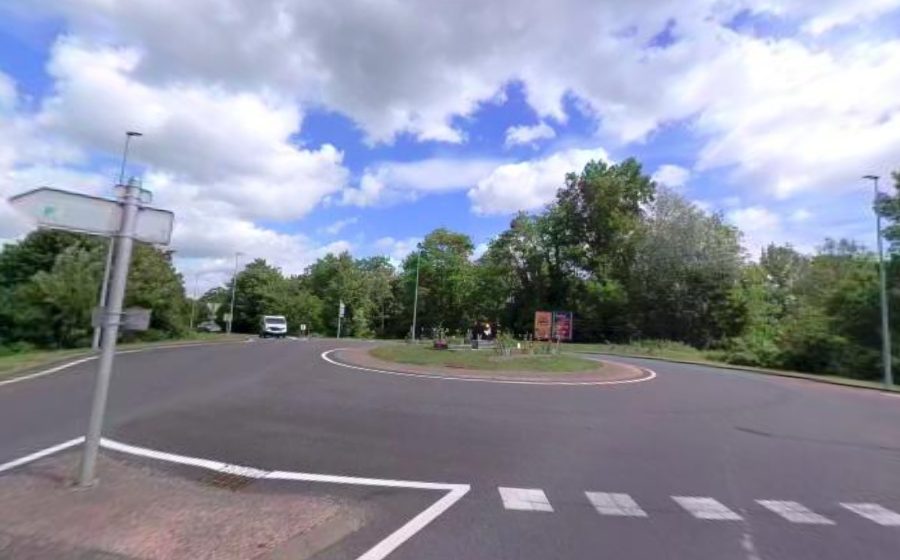 Vue du Rond-point anonyme n°214807968