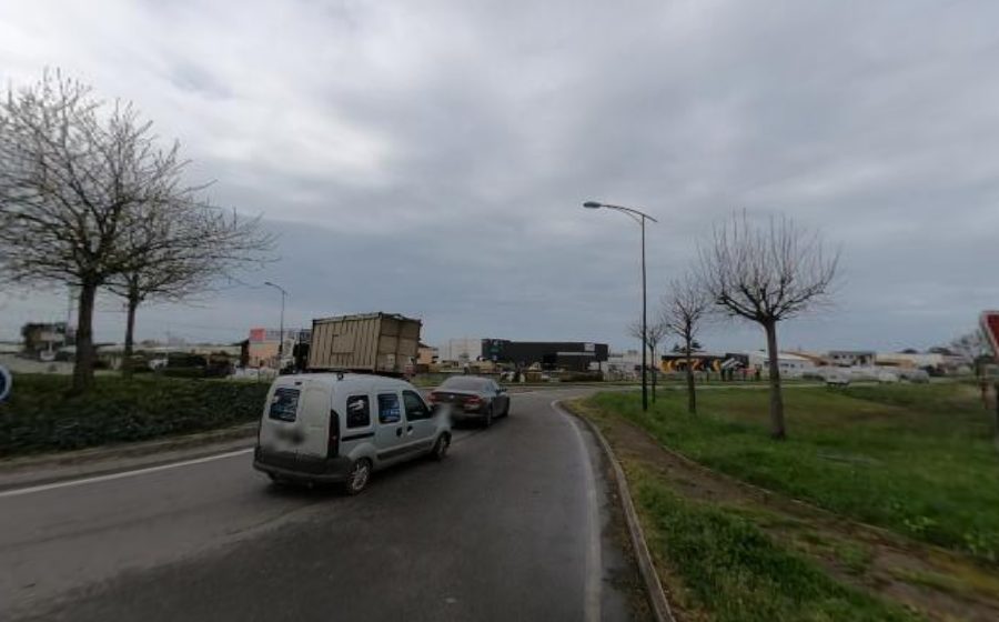 Vue du Rond-point anonyme n°215607121