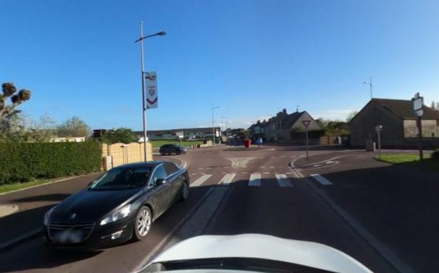 Vue du Rond-point anonyme n°218077462