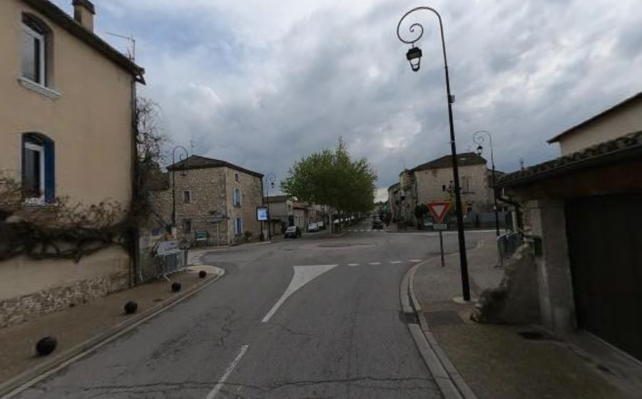 Vue du Rond-point anonyme n°218176660