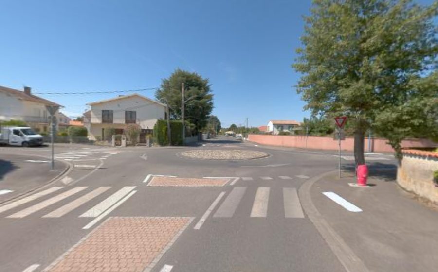 Vue du Rond-point anonyme n°218997251
