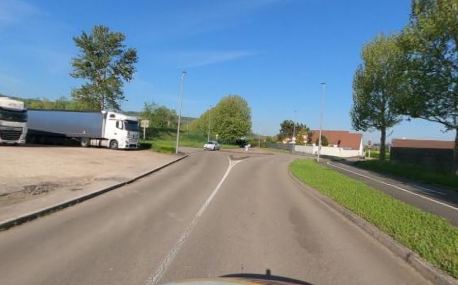 Vue du Rond-point anonyme n°219295404