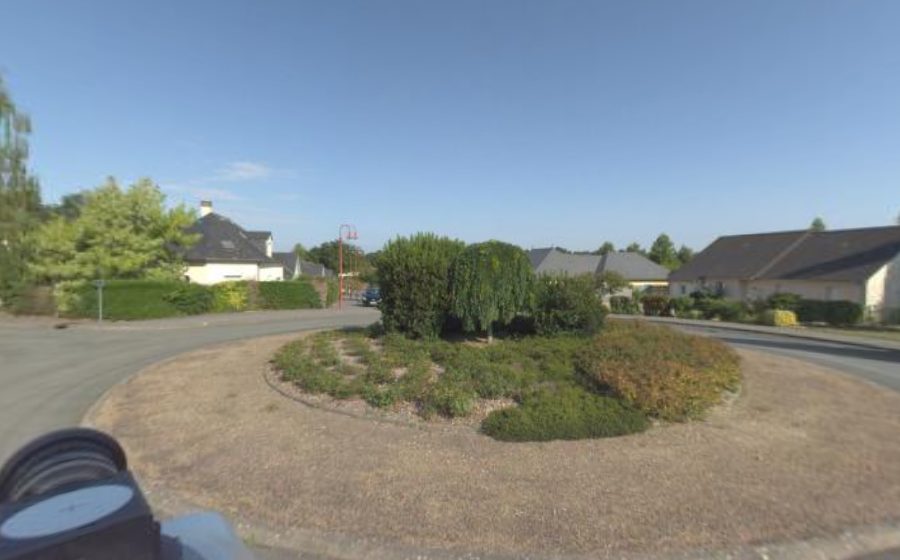 Vue du Rond-point anonyme n°219495850