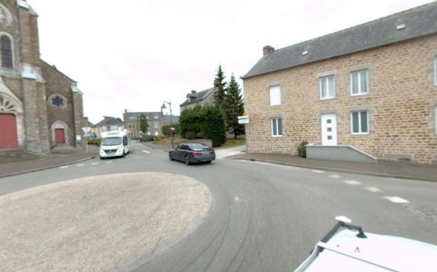 Vue du Rond-point anonyme n°220748058