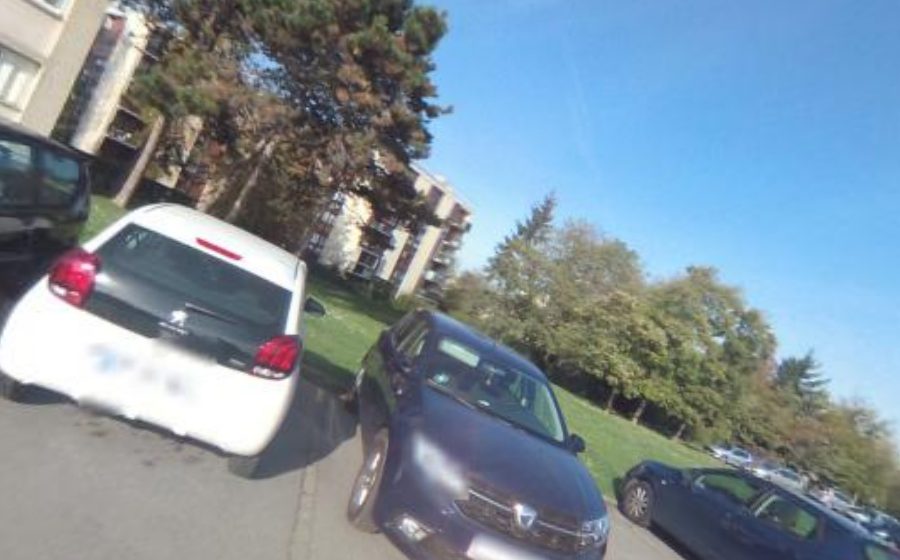 Vue du Rond-point anonyme n°220779894