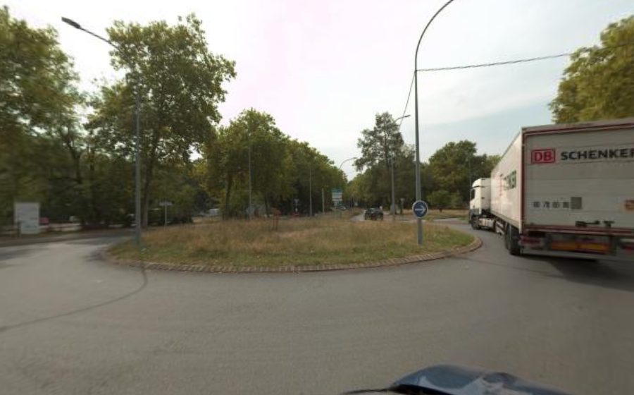Vue du Rond-point anonyme n°221614224