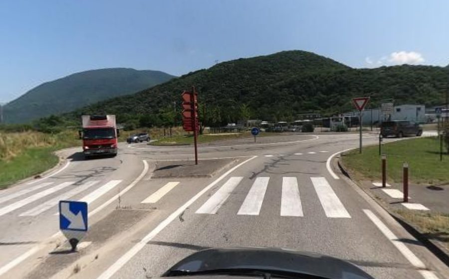 Vue du Rond-point anonyme n°221804839