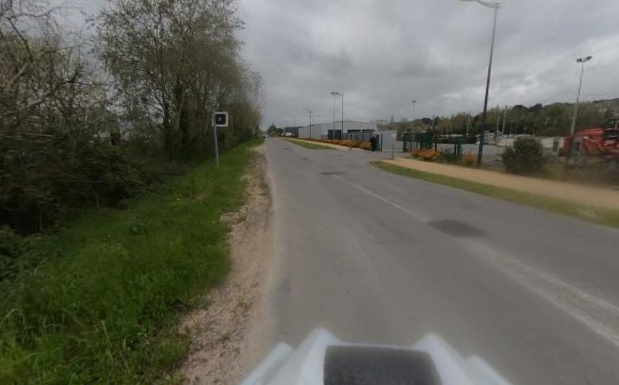 Vue du Rond-point anonyme n°223635850