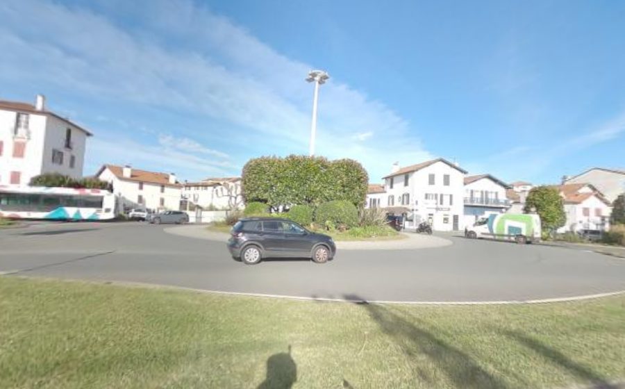 Vue du Rond-point anonyme n°22374922