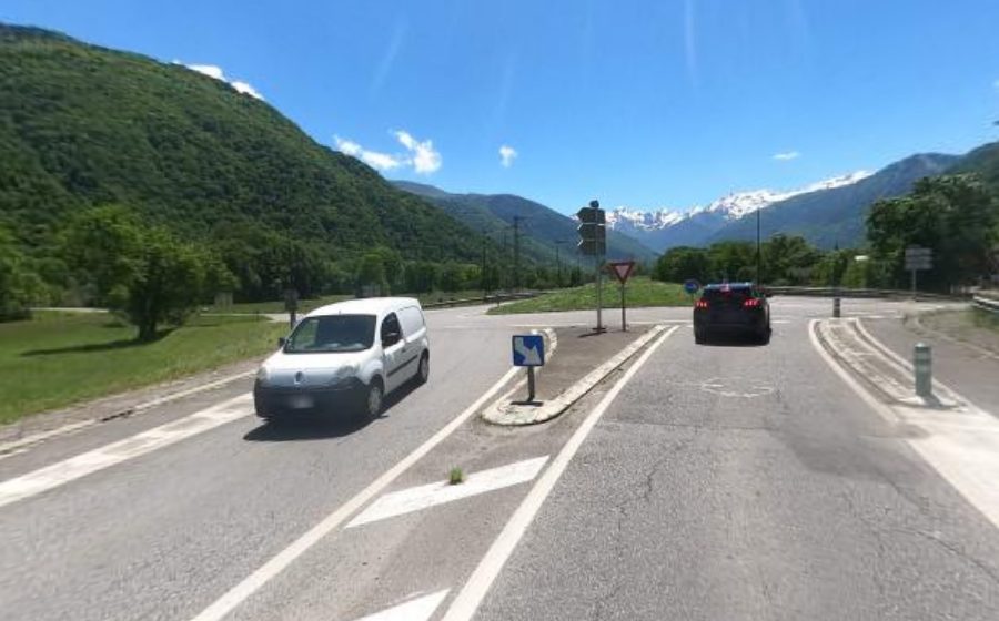 Vue du Rond-point anonyme n°223963473