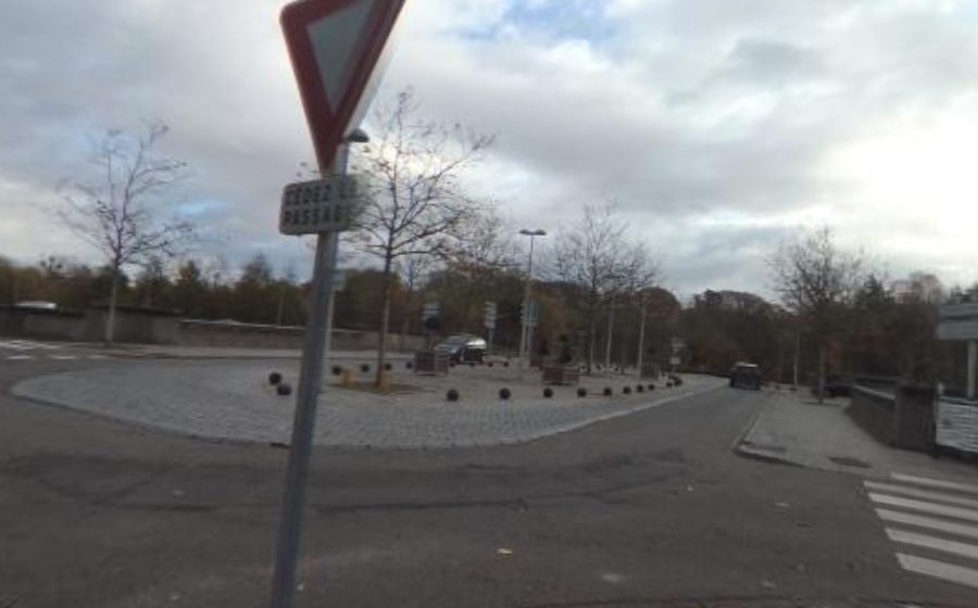 Vue du Place Paul Delouvrier
