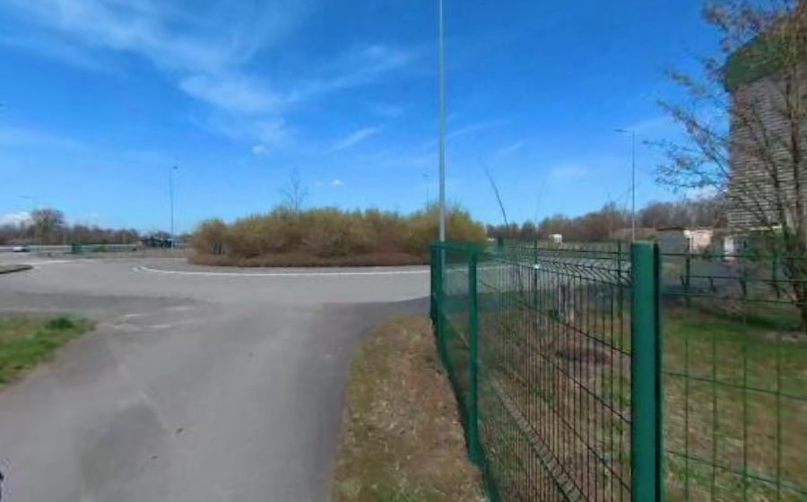 Vue du Rond-point anonyme n°229849948