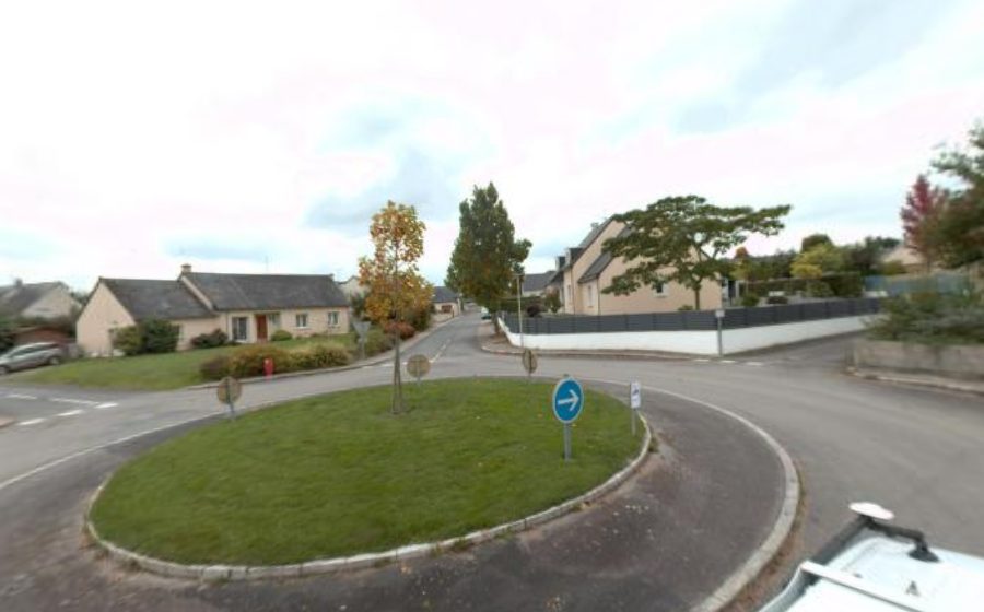 Vue du Rond-point anonyme n°230694617