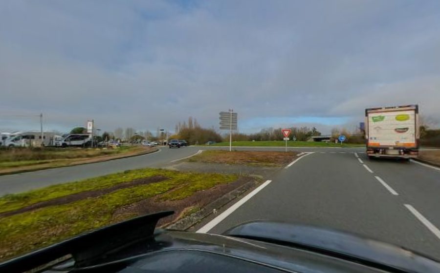 Vue du Rond-point anonyme n°23096129