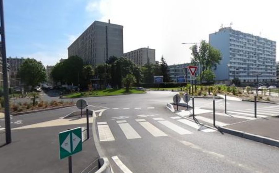 Vue du Rond-point anonyme n°231086599