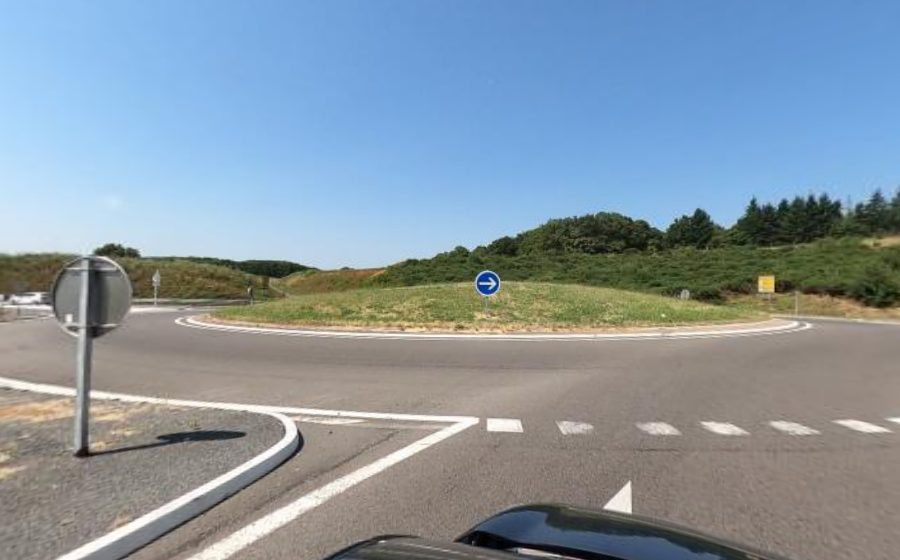 Vue du Rond-point anonyme n°231569827