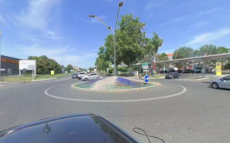 Vue du Rond-point anonyme n°231619219
