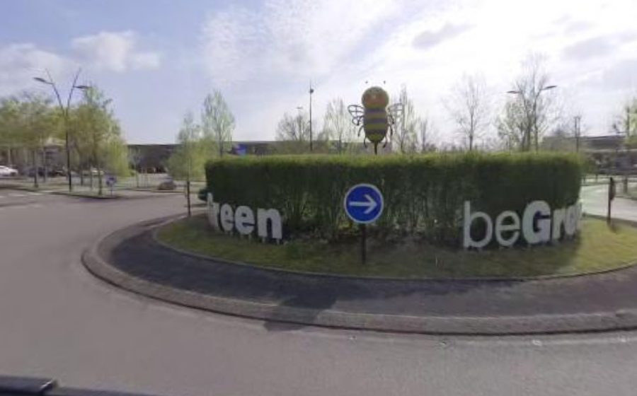 Vue du Rond-point anonyme n°232140399