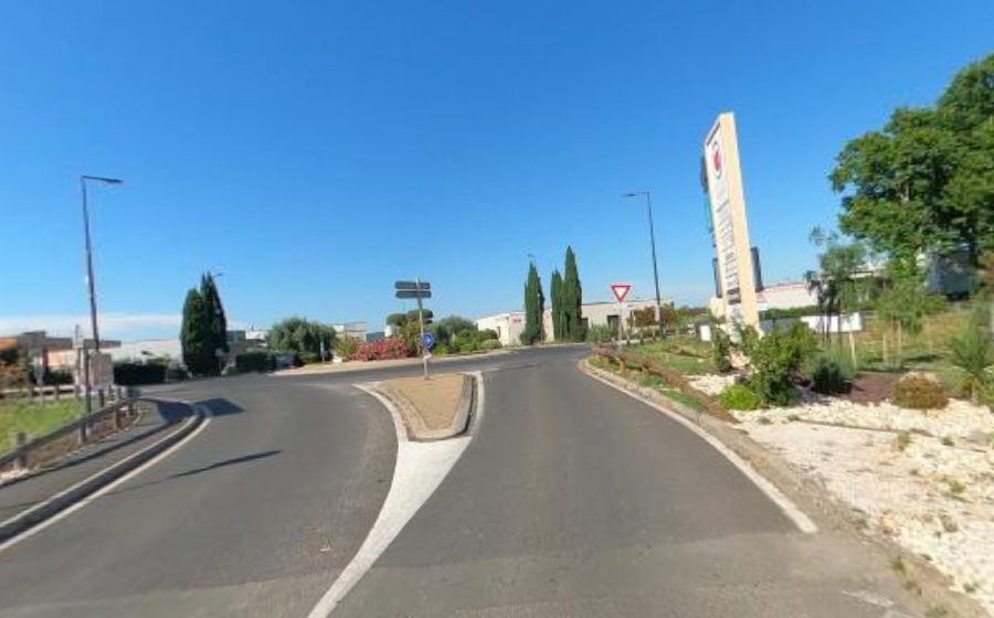 Vue du Rond-point anonyme n°233351381