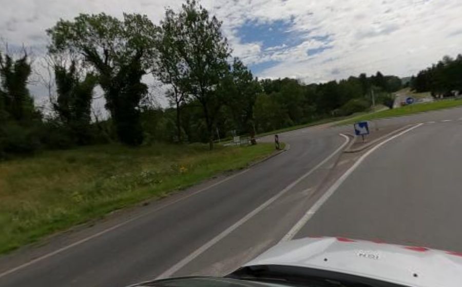 Vue du Rond-point anonyme n°233894289
