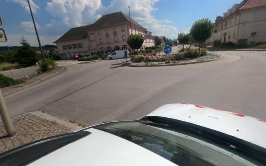 Vue du Rond-point anonyme n°234159209