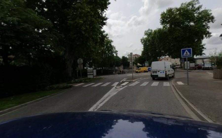 Vue du Rond-point anonyme n°234338394