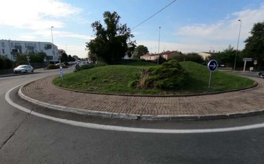 Vue du Rond-point anonyme n°23710777