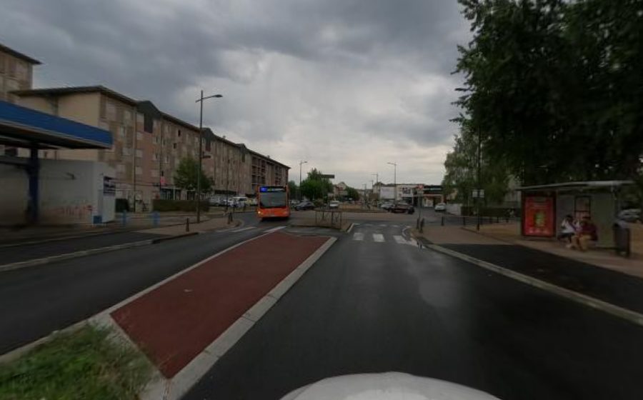 Vue du Rond-point anonyme n°237229247