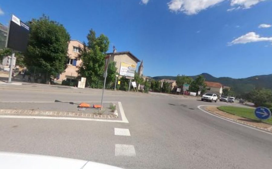 Vue du Rond-point anonyme n°23746282