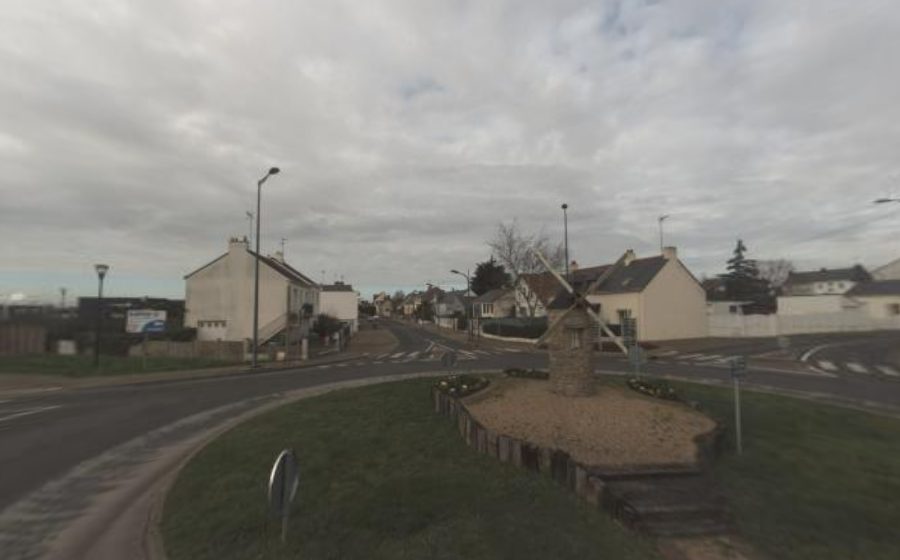 Vue du Rond-point anonyme n°237666504