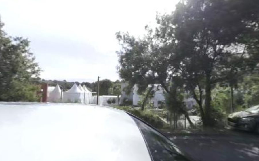 Vue du Rond-point anonyme n°238031848