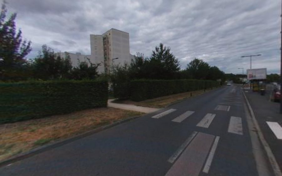 Vue du Rond-point anonyme n°238066873