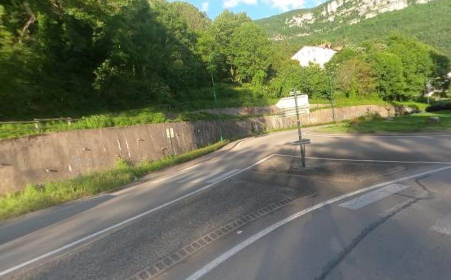 Vue du Rond-point anonyme n°23810801
