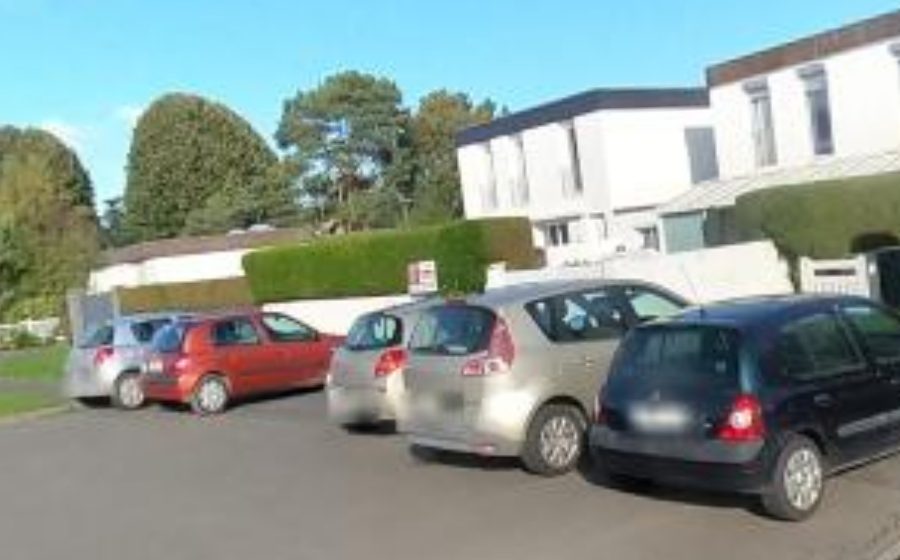 Vue du Rond-point anonyme n°238162924