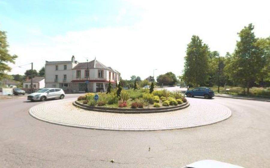 Vue du Rond-point anonyme n°238262144