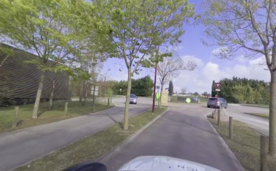 Vue du Rond-point anonyme n°238756126