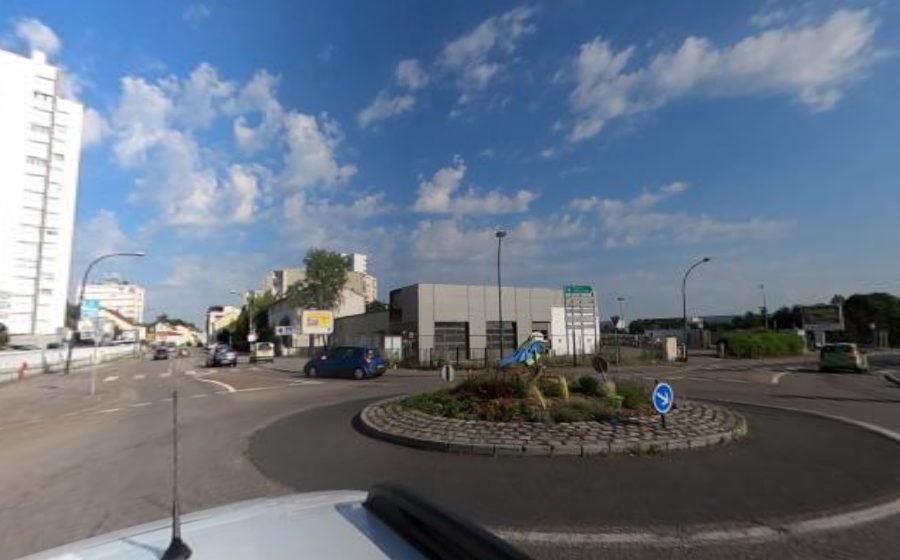 Vue du Rond-point anonyme n°24005196