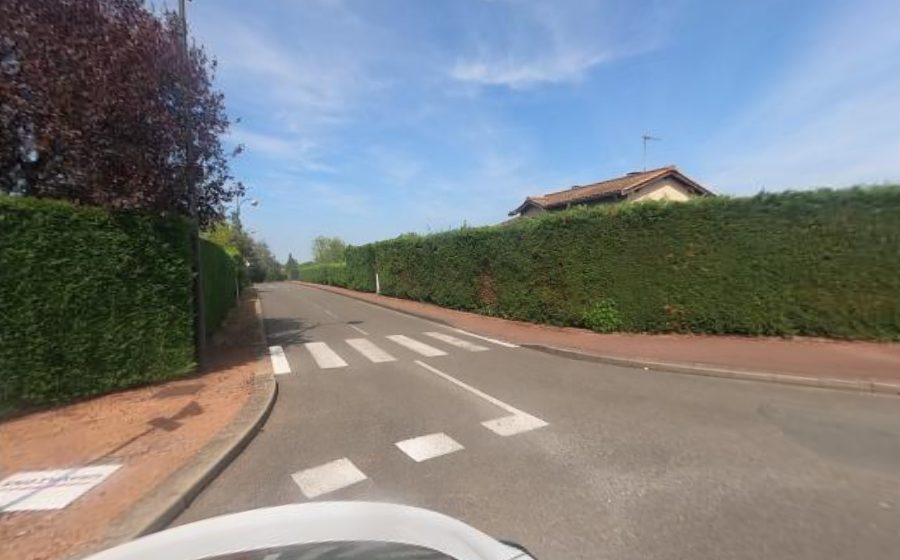 Vue du Rond-point anonyme n°242176309