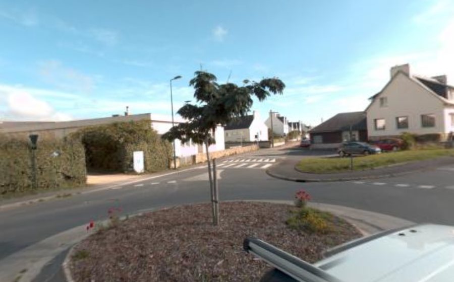 Vue du Rond-point anonyme n°242815645