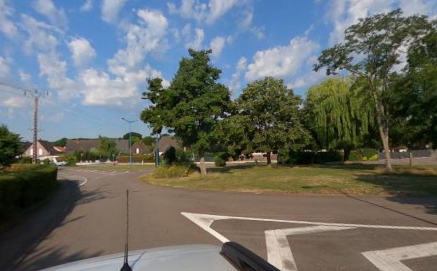 Vue du Rond-point anonyme n°243492234