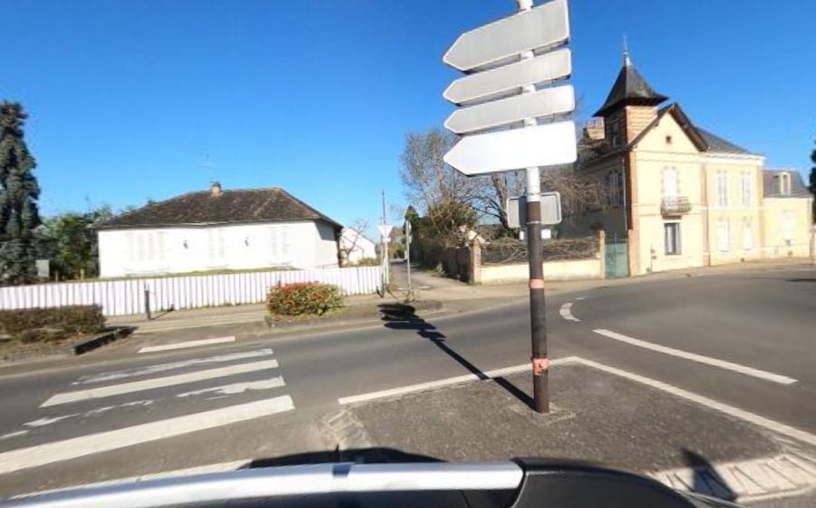 Vue du Rond-point anonyme n°24367725