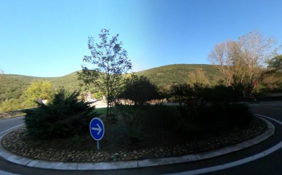 Vue du Rond-point anonyme n°24452415