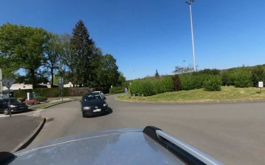 Vue du Rond-point anonyme n°24520505