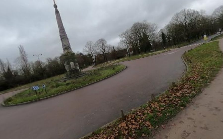 Vue du Carrefour de la Pyramide