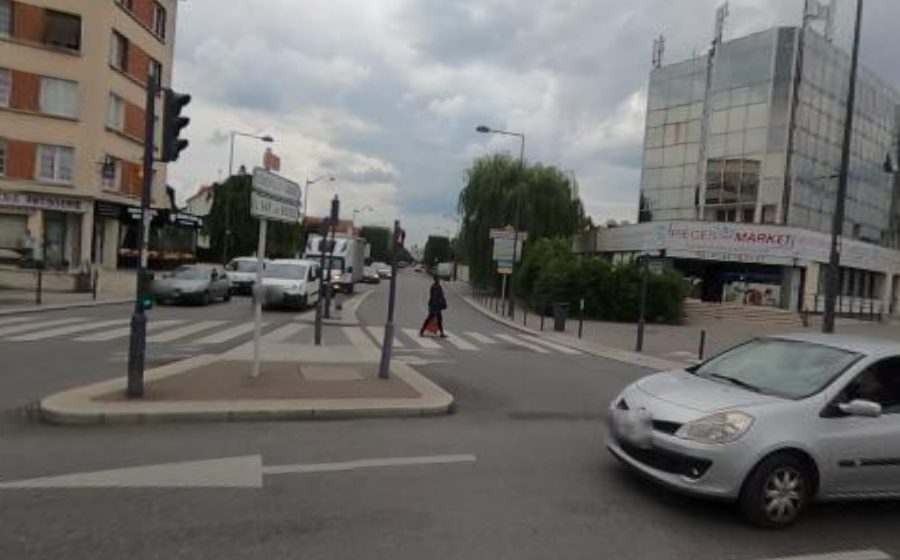 Vue du Rond-point anonyme n°246416227