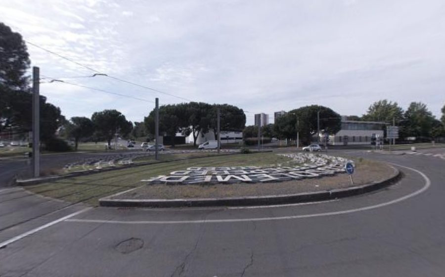 Vue du Rond-point anonyme n°24658638