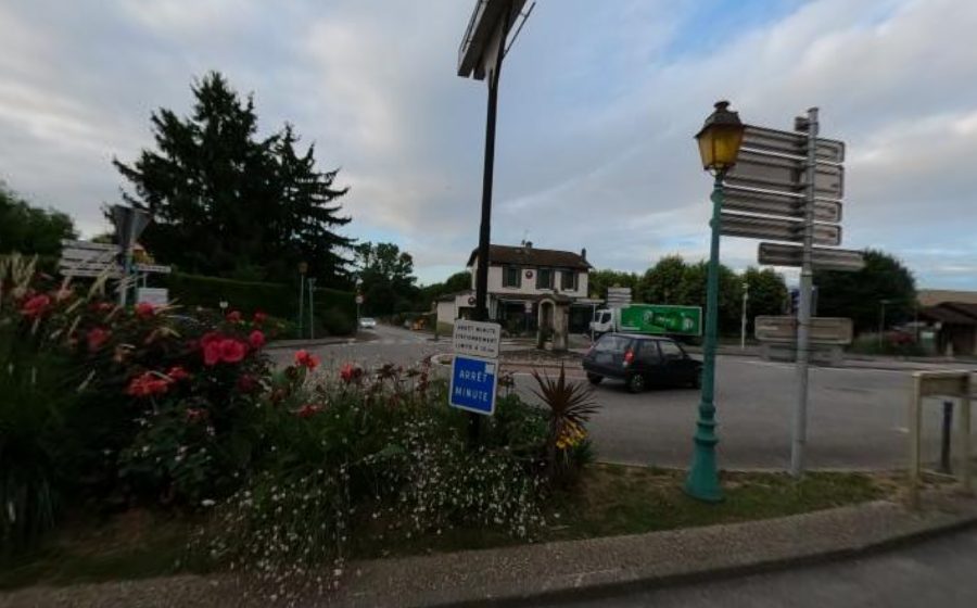 Vue du Rond-point anonyme n°24692313