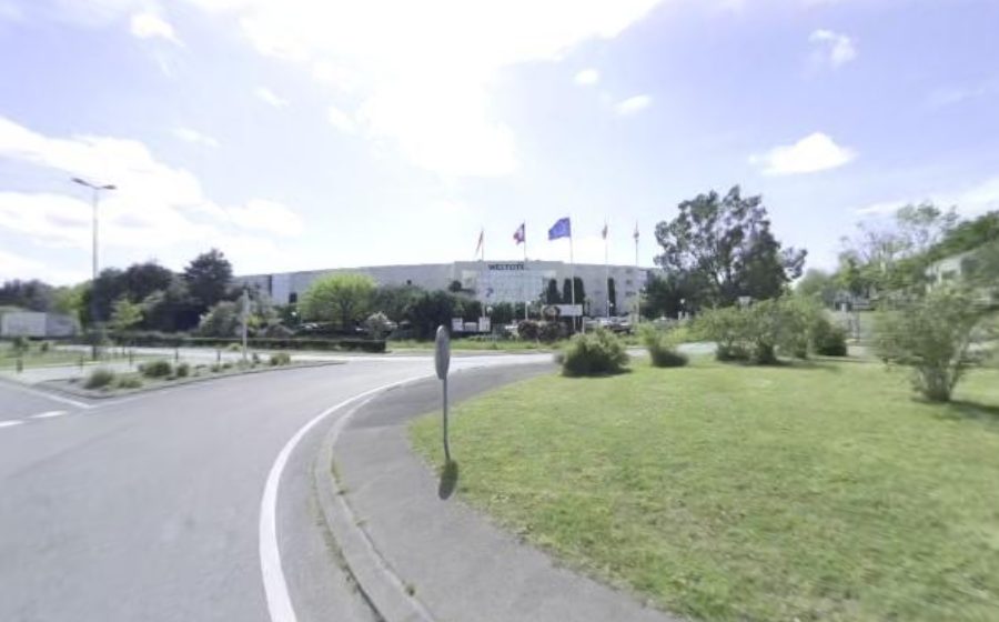 Vue du Rond-point anonyme n°247204577
