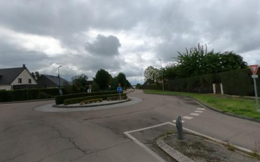Vue du Rond-point anonyme n°247822325